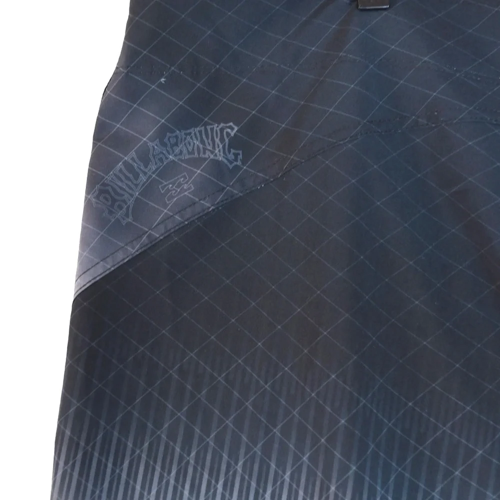 Billabong Recycled Fluid Pro Board Shorts Men’s 42 Black Gray Gradient Surf Swim